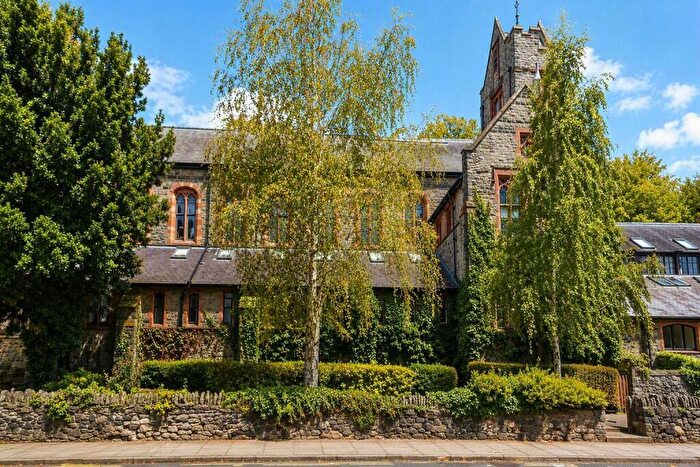 1 Bedroom Apartment For Sale In Garth Road, Bangor, LL57