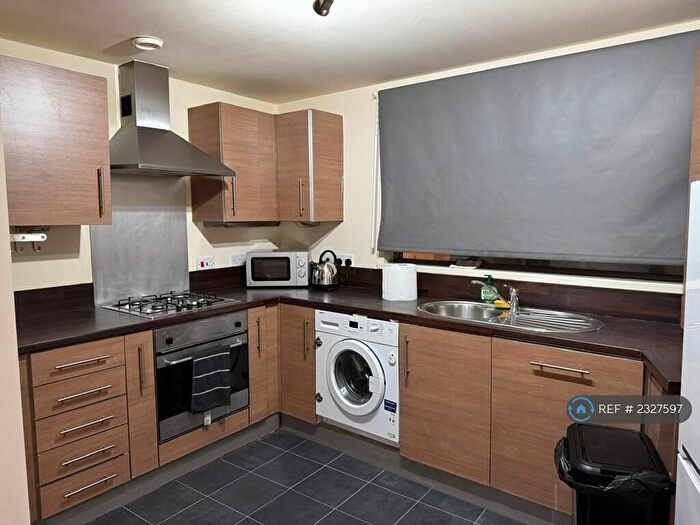 2 Bedroom Semi-Detached House To Rent In St. Francis Rigg, Glasgow, G5