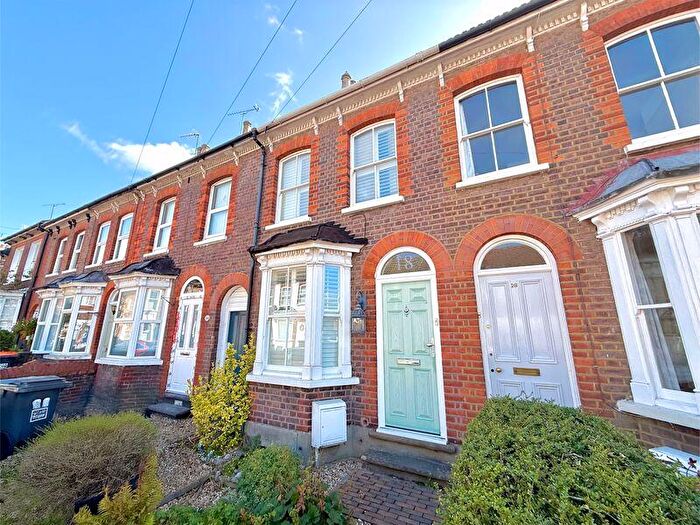 2 Bedroom Character Property For Sale In King Street, Dunstable, LU5