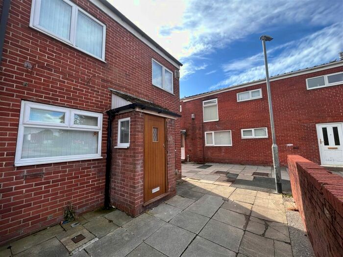 3 Bedroom End Of Terrace House To Rent In Castlehey, Skelmersdale, WN8