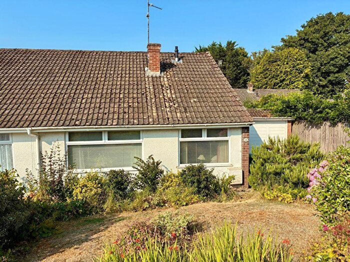2 Bedroom Bungalow For Sale In Southleigh View, Warminster, BA12