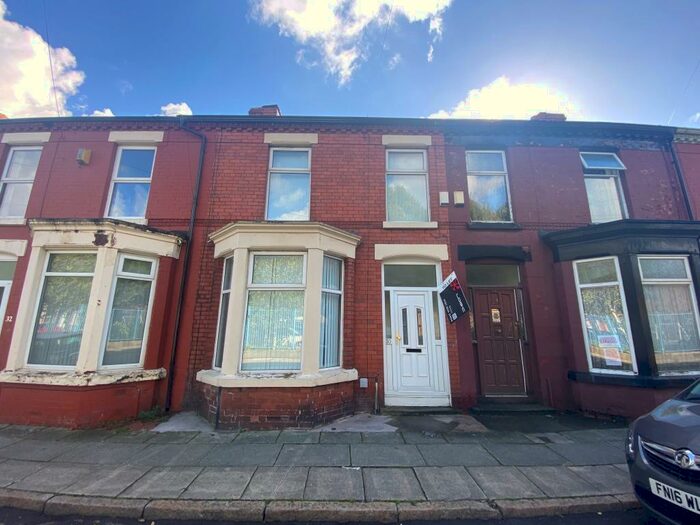 2 Bedroom House To Rent In Callow Road, L15