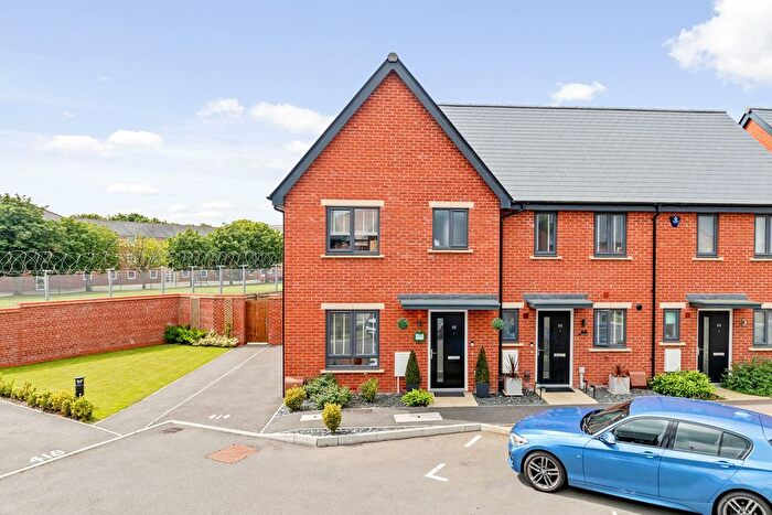 3 Bedroom Semi-Detached House For Sale In Blunden Drive, Folkestone, CT20