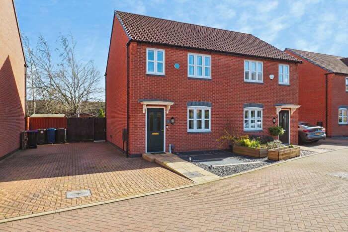 3 Bedroom Semi Detached House For Sale In Marshall Drive, Ruddington, Nottingham, NG11
