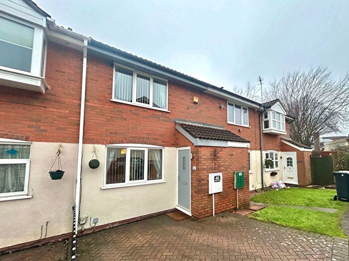 2 Bedroom Terraced House For Sale In Roper Way, Woodsetton, DY3