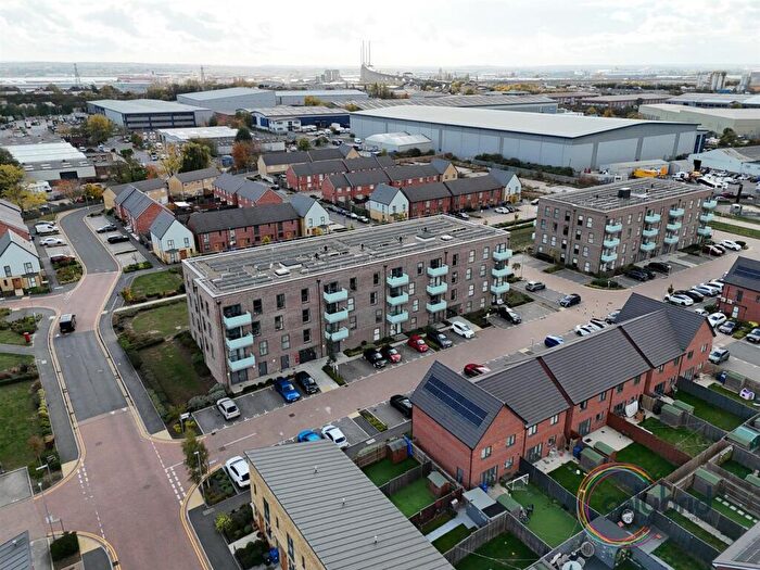 1 Bedroom Flat For Sale In Dovestone Close, Grays, RM20