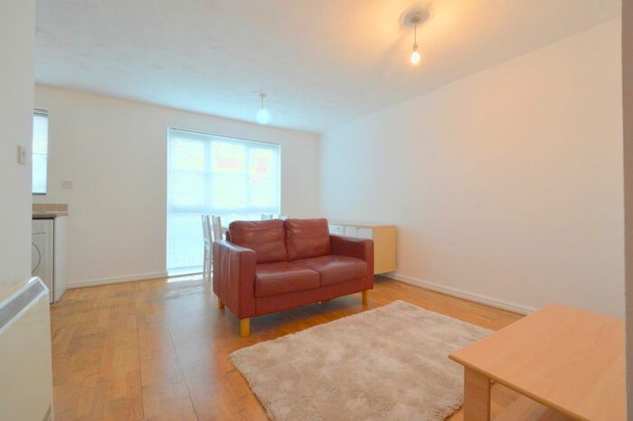 2 Bedroom Flat For Sale In Joseph Hardcastle Close, London, SE14