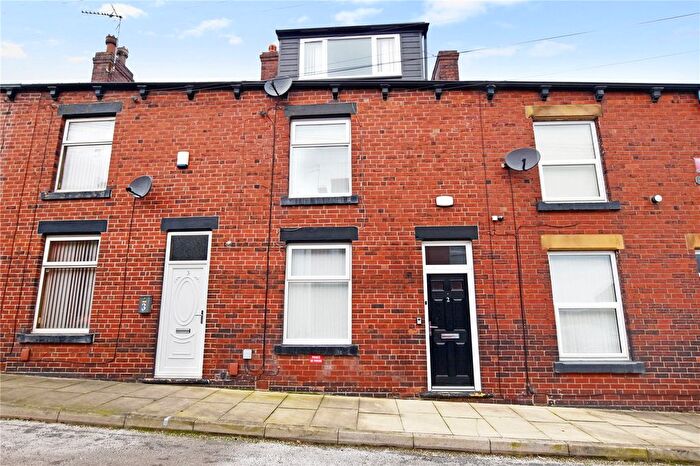 3 Bedroom Terraced House For Sale In Oak Street, Churwell, Morley, Leeds, LS27