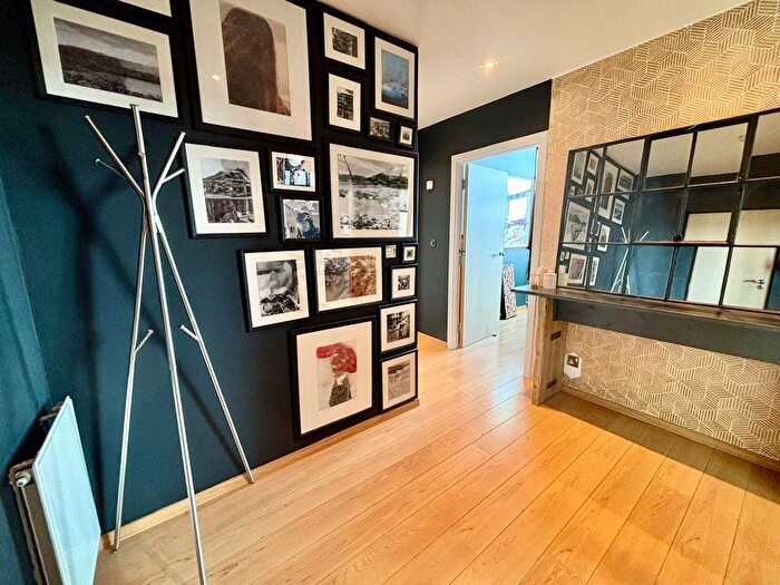 2 Bedroom Flat For Sale In Great Hampton Street, Birmingham, B18