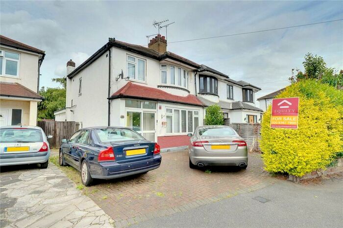 3 Bedroom Semi-Detached House To Rent In Parsonage Lane, Enfield, EN2