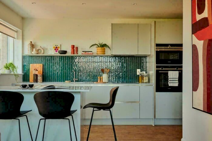 3 Bedroom Apartment To Rent In Sanday Drive, London, NW9