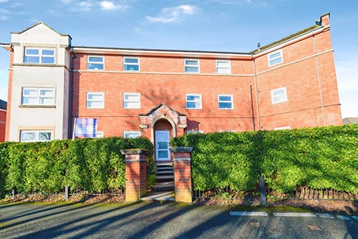 2 Bedroom Flat For Sale In Atkin Street, Worsley, Manchester, Greater Manchester, M28
