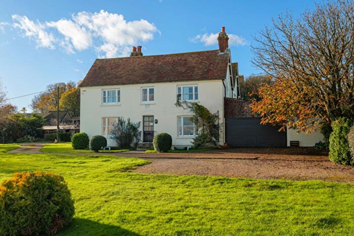 4 Bedroom Detached House For Sale In Arpinge, Folkestone, CT18