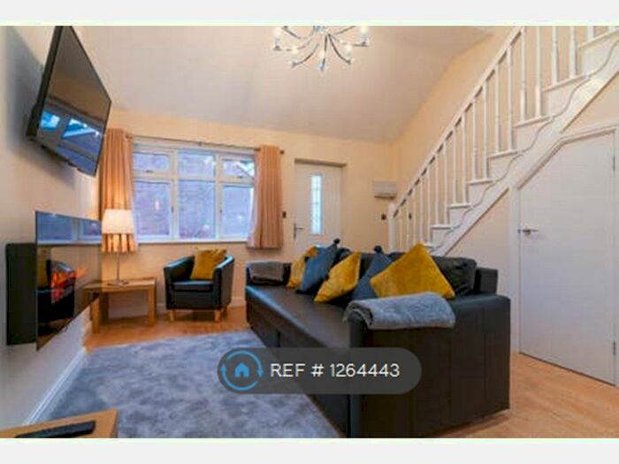 2 Bedroom Detached House To Rent In Delenty Drive, Birchwood, Warrington WA3