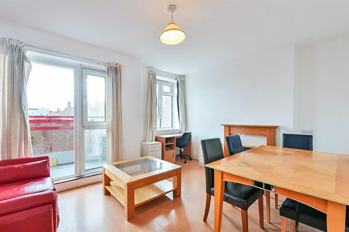4 Bedroom Flat To Rent In Marmont Road, London, SE15