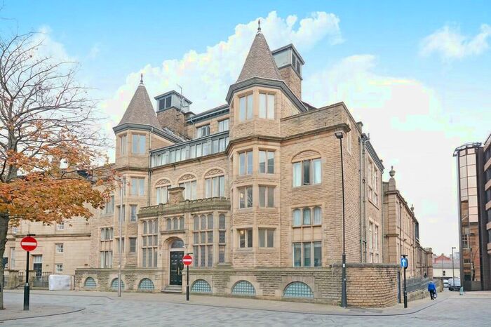 1 Bedroom Apartment For Sale In Holly House, Holly Street, Sheffield, S1
