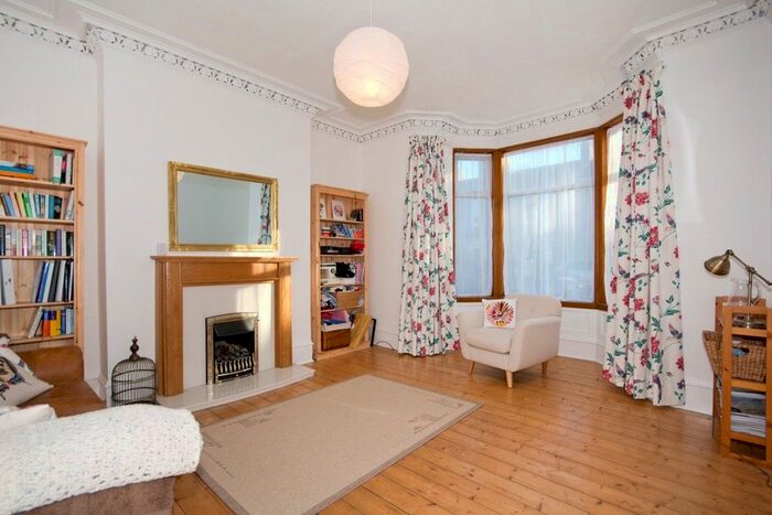 2 Bedroom Flat To Rent In Mid Stocket Road, West End, Aberdeen AB15