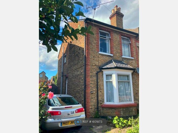 4 Bedroom Semi-Detached House To Rent In Gibbon Road, Kingston Upon Thames, KT2