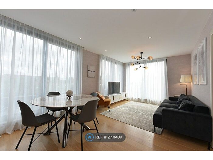 3 Bedroom Flat To Rent In Essex Park Mews, London, W3