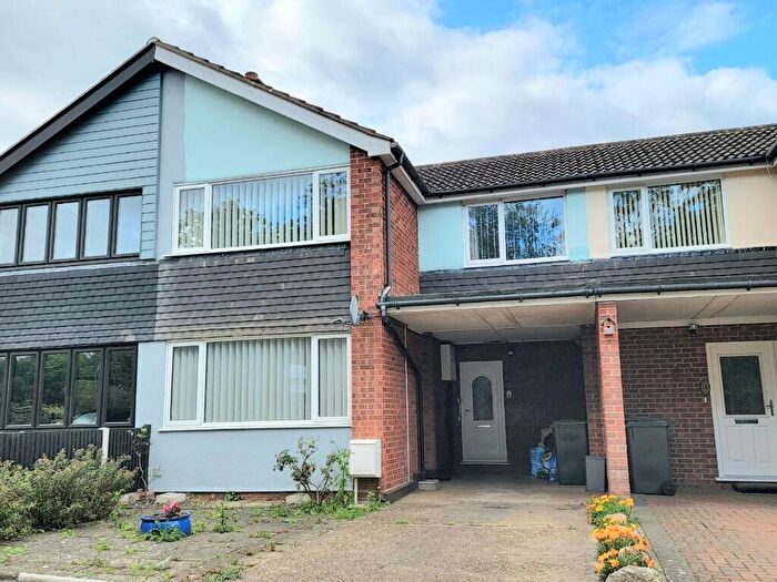 3 Bedroom Semi-Detached House For Sale In Fraser Road, Bramford, Ipswich, Suffolk, IP8