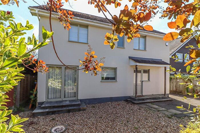 3 Bedroom Detached House For Sale In Nelson Close, Stockbridge, Hampshire, SO20
