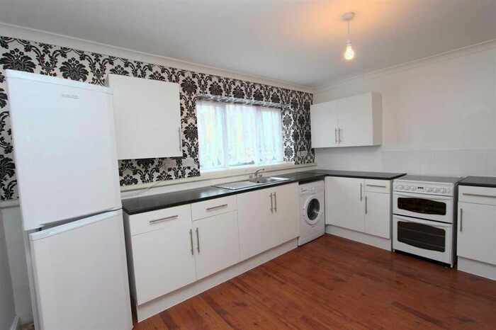 3 Bedroom Property To Rent In Wythams, Pitsea, Basildon, SS13