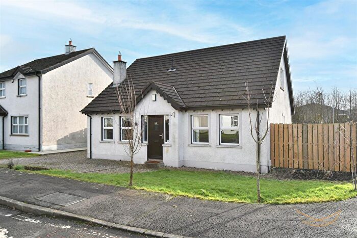 4 Bedroom Detached Bungalow For Sale In Huntingdale Court, Ballyclare, BT39