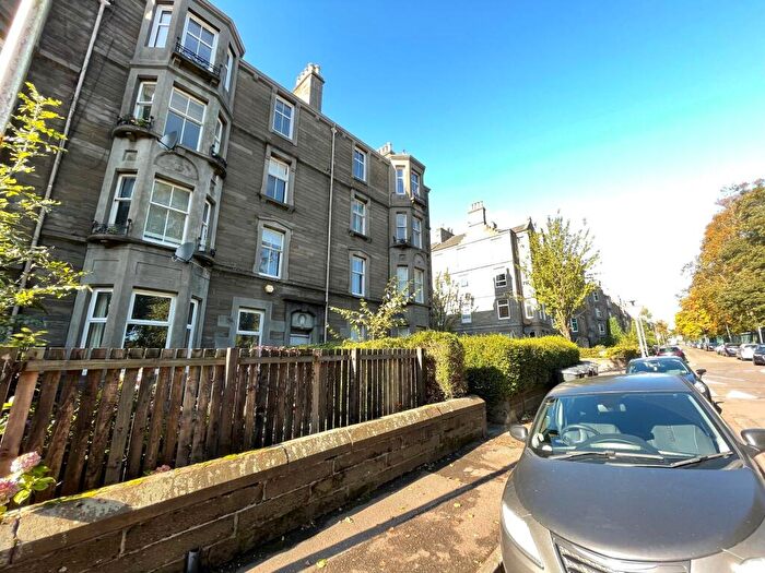 2 Bedroom Flat To Rent In Baxter Park Terrace, Dundee, DD4