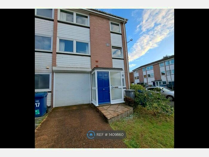 4 Bedroom End Of Terrace House To Rent In Oxford Gardens, London, N20