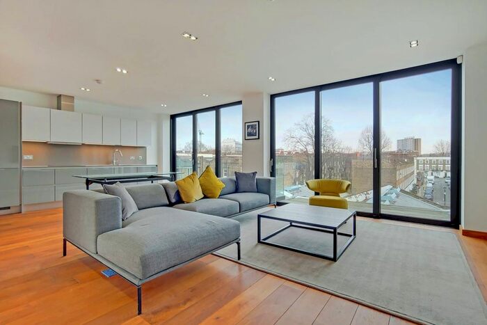 2 Bedroom Flat To Rent In Bayham Street, Camden Town, London, NW1