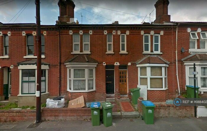4 Bedroom Terraced House To Rent In Cromwell Road, Southampton, SO15