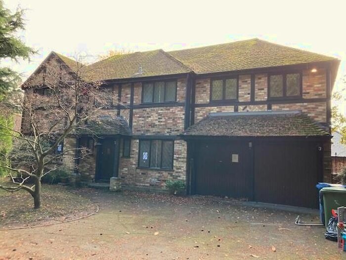 4 Bedroom Detached House To Rent In Martins Heron, Bracknell, RG12