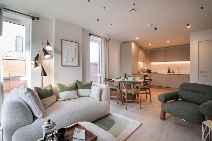 2 Bedroom Apartment For Sale In Eliza Yard, Ancoats, M4