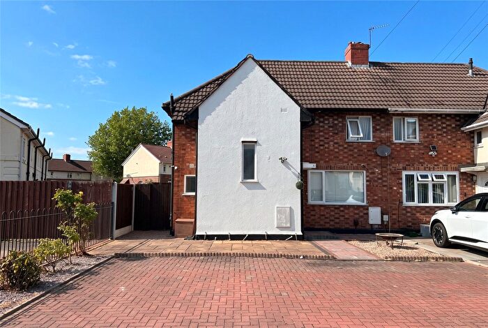 3 Bedroom Semi Detached House To Rent In Deansfield Road, Wolverhampton, West Midlands, WV1
