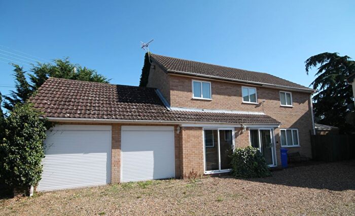 4 Bedroom Detached House To Rent In The Street, Bury St. Edmunds, IP28