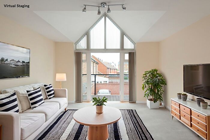 2 Bedroom Mews For Sale In Nuthatch Drive, Finberry, TN25