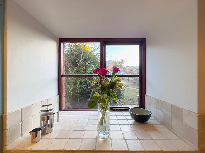 3 Bedroom Barn Conversion For Sale In Matford Mews, Exeter, EX2