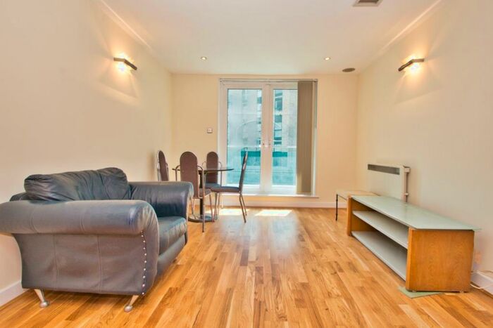 2 Bedroom Apartment To Rent In Platinum House, Lyon Road, Harrow, HA1