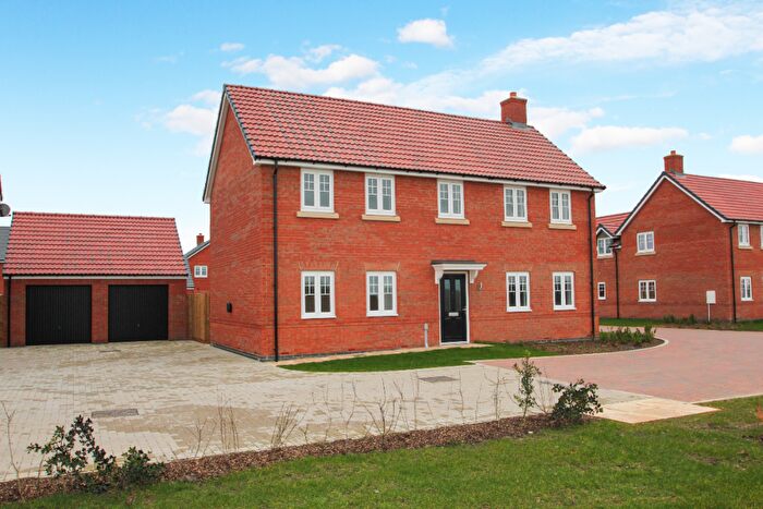 5 Bedroom Detached House For Sale In Wootton Grange Way, South Wootton, King's Lynn, PE30