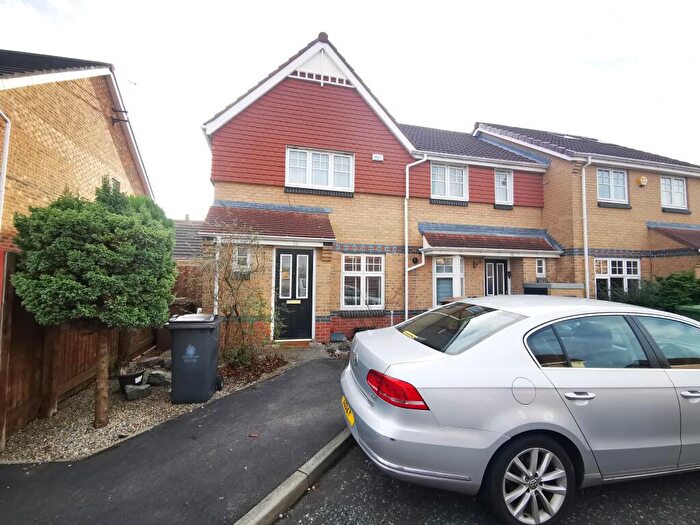 2 Bedroom Flat To Rent In Housesteads Gardens, Longbenton, NE12