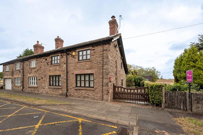 2 Bedroom Cottage For Sale In Four Lane Ends, Bickerstaffe, L39