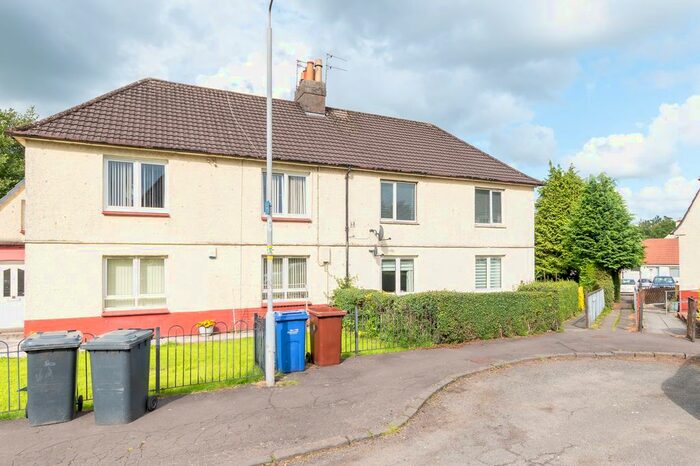 2 Bedroom Flat To Rent In Colbreggan Gardens, Clydebank, Glasgow, G81