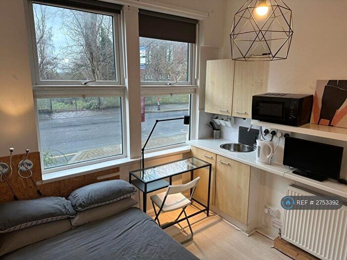 Studio To Rent In Cross Green, Leeds, LS9