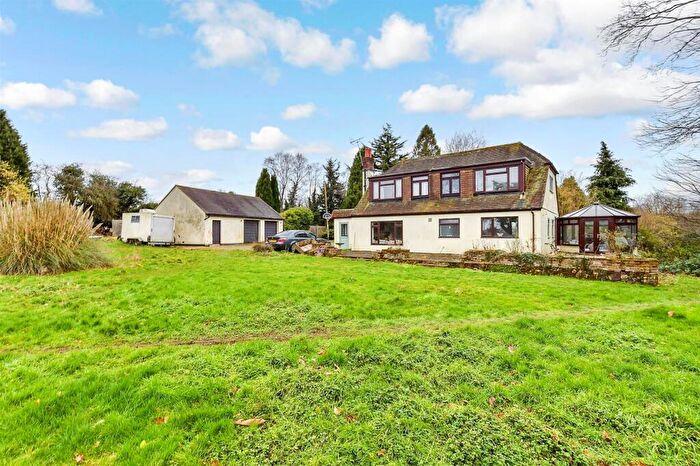 3 Bedroom Detached Bungalow For Sale In Fairbourne Lane, Harrietsham, Maidstone, Kent, ME17