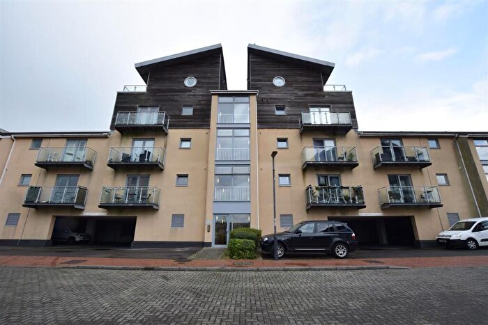 2 Bedroom Apartment To Rent In Cei Dafydd, Barry, CF63