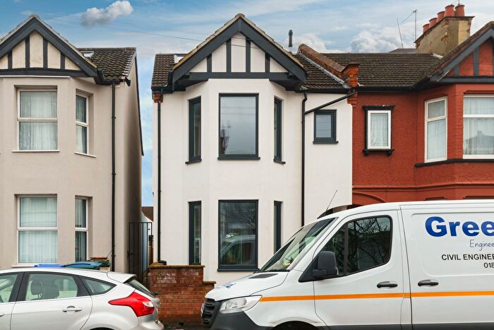 5 Bedroom Semi Detached House For Sale In Princess Drive, Watford, WD18