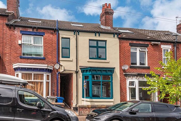 3 Bedroom Terraced House For Sale In Murray Road, Ecclesall, S11