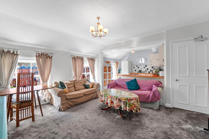 1 Bedroom Flat For Sale In Coley Hill, Reading, RG1