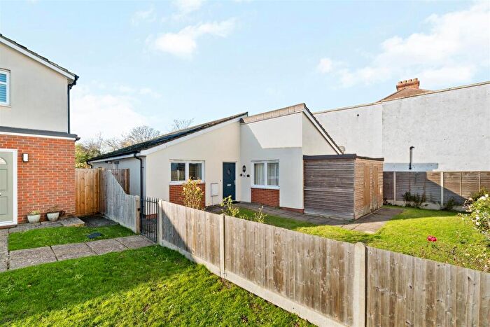 2 Bedroom Bungalow For Sale In Orion Mews, Woodville Road, Morden, SM4