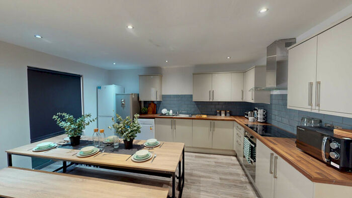 7 Bedroom Flat To Rent In Flat, Hyson House, Terrace Street, Forest Fields, Nottingham, NG7